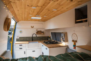How much does it cost to convert a camper van?